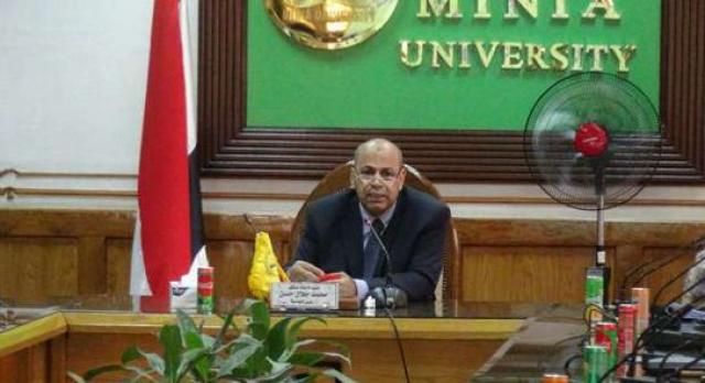 الدكتور مصطفى عبد النبي رئيس جامعة المنيا