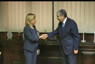 وزير الكهرباء يلتقي نائبة رئيس بنك الاستثمار الأوروبي خلال زيارتها الأولى لمصر